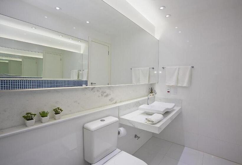 חדר סופריור לשלושה, Auberge De La Langouste