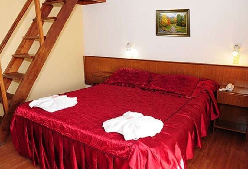 Habitación Triple Estándar, Costanera