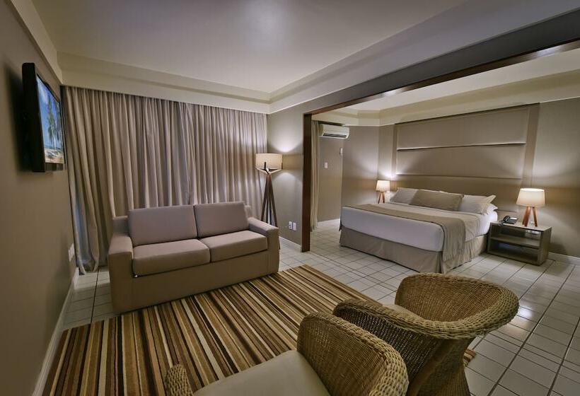 جناح جونيور, Hardman Praia