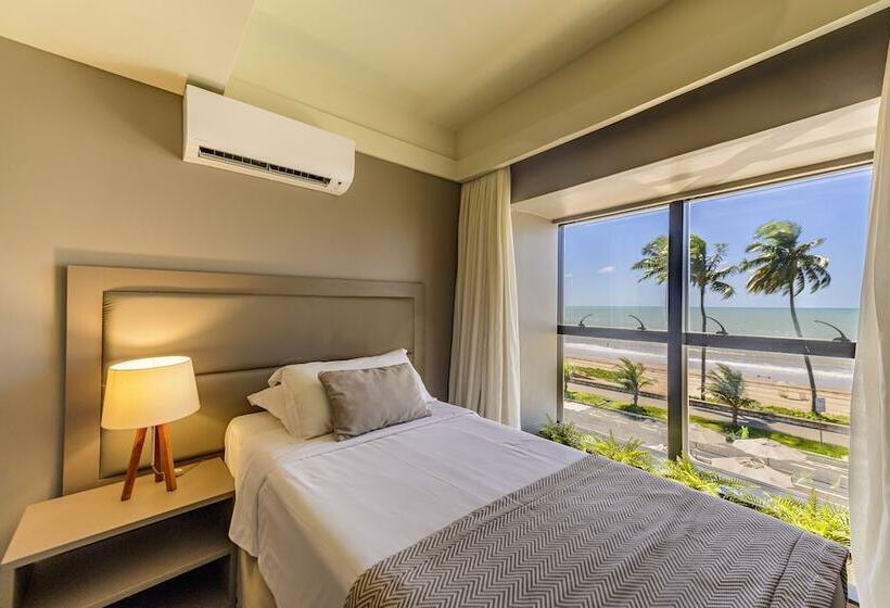 ماستر سويت يطل على البحر, Hardman Praia