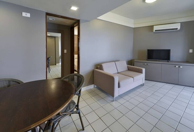 ماستر سويت يطل على البحر, Hardman Praia