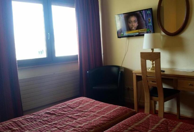 Номер Стандарт Трехместный, Hostellerie Reeb
