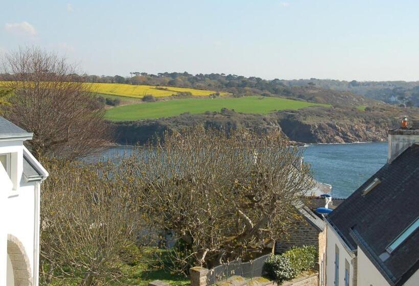 ガーデンビュースタンダード４ベッドルーム, Hôtel Du Port Et De L Aven