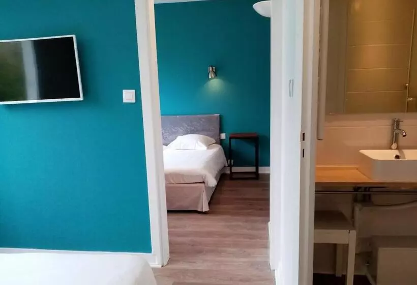エコノミー４人部屋, Hôtel Du Port Et De L Aven
