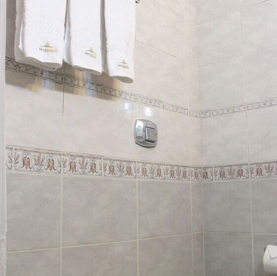 Chambre Triple Standard, Impala