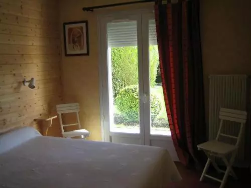 スタンダードルーム, Logis   Hôtel & Restaurant Les Trois Fontaines