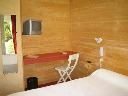 スタンダードルーム, Logis   Hôtel & Restaurant Les Trois Fontaines