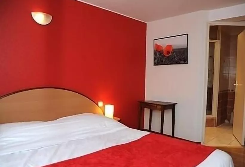 スタンダードルーム, Logis   Hôtel Restaurant L Ecu De France
