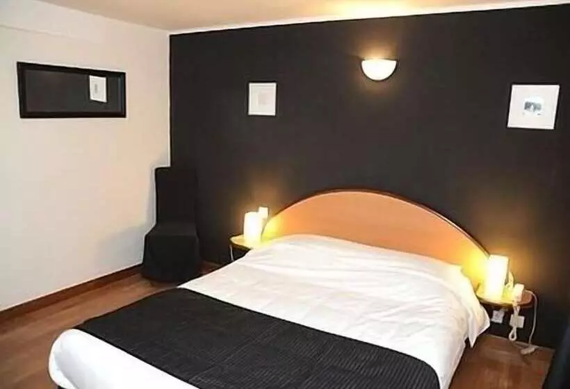 スタンダードルーム, Logis   Hôtel Restaurant L Ecu De France