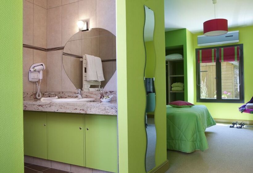 Номер Superior, Logis Hôtel ô En Couleur