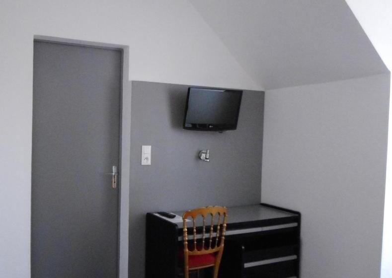 스탠다드 룸, Logis Hôtel Relais Paris Bale   Restaurant La Mangeoire