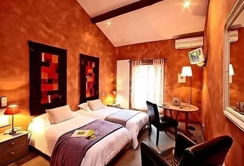 スタンダードルーム, Logis Hotels Les Glycines