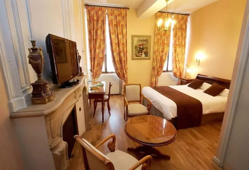 スーペリアールーム, Logis Hotel   Le Relais Saint Vincent