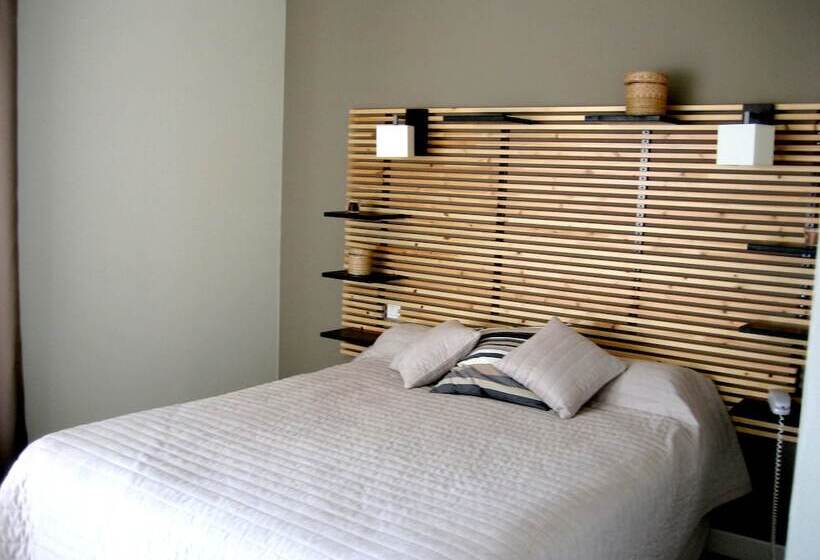 스탠다드 룸, Logis Hotel Du Lac