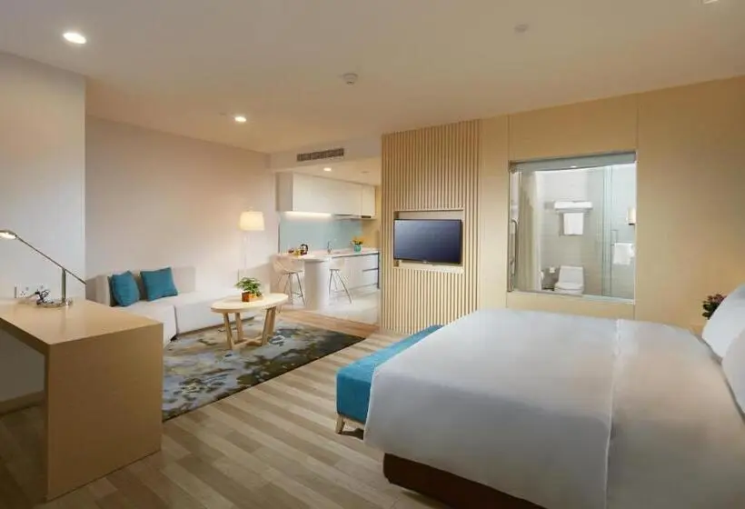 キングサイズベッドのスーペリアルーム, Holiday Inn Express Luoyang Yichuan, An Ihg