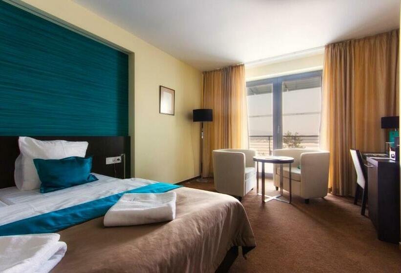 レイクビューデラックスルーム, Zelena Laguna