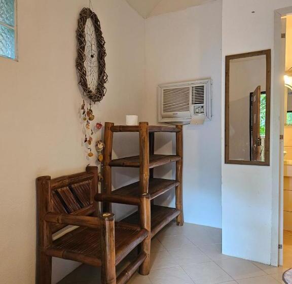 Camera Deluxe, Big Bamboo Beach Resort Sipalay