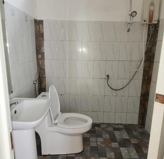 Studio Familiare, Big Bamboo Beach Resort Sipalay