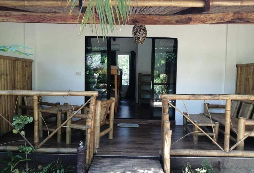 Camera Familiare, Big Bamboo Beach Resort Sipalay