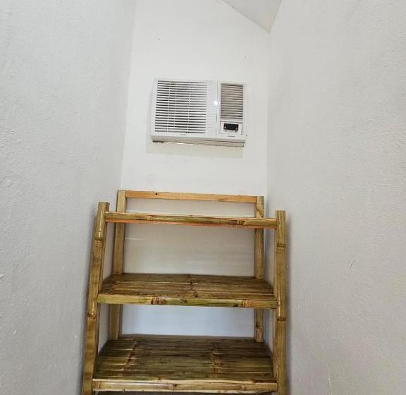 Camera Deluxe con Balcone, Big Bamboo Beach Resort Sipalay