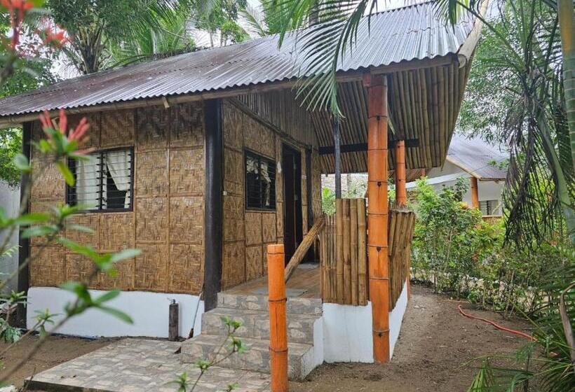 Camera Standard, Big Bamboo Beach Resort Sipalay