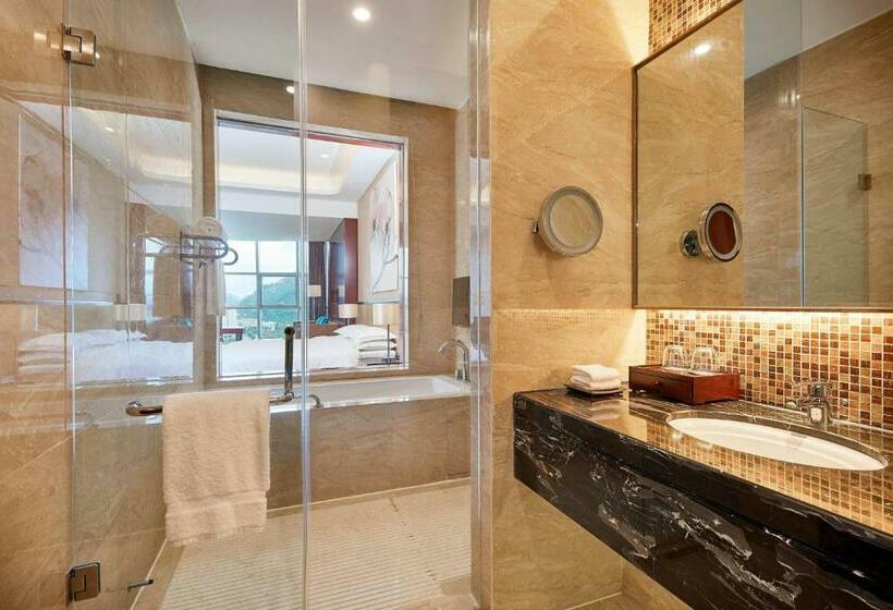 Pokój Klasyczny Łóżko King, Four Points By Sheraton Liupanshui