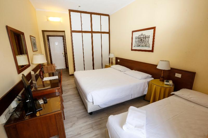 带大床的标准间, Holiday Inn Express Guizhou Qinglong, An Ihg