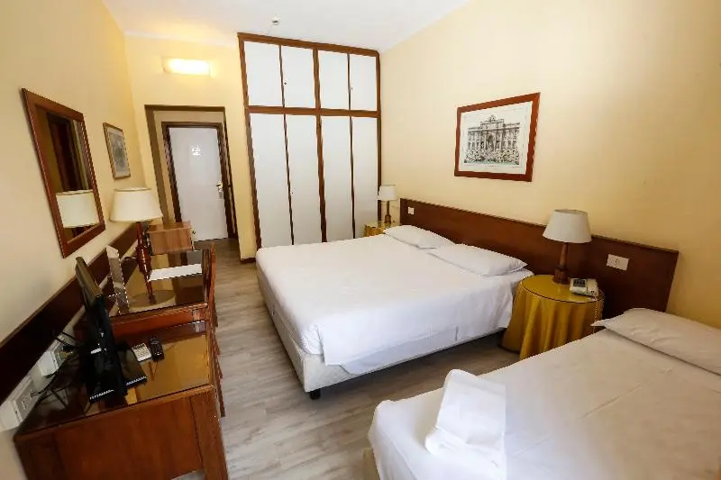 キングサイズベッドのスタンダードルーム, Holiday Inn Express Guizhou Qinglong, An Ihg