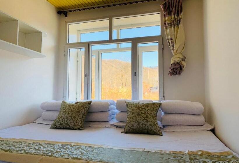 Quarto Quádruplo Standard, Xiaoguo Travellers  Home