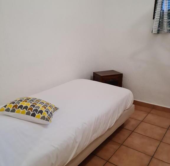 חדר סטנדרט לארבעה, Auberge La Folie