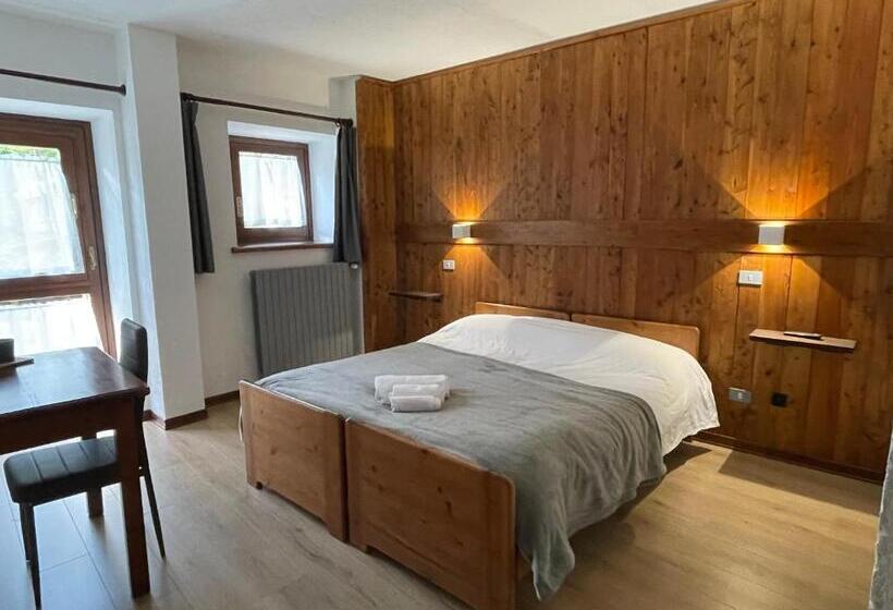 バルコニー付きスタンダードルーム, Chalet Bellevue