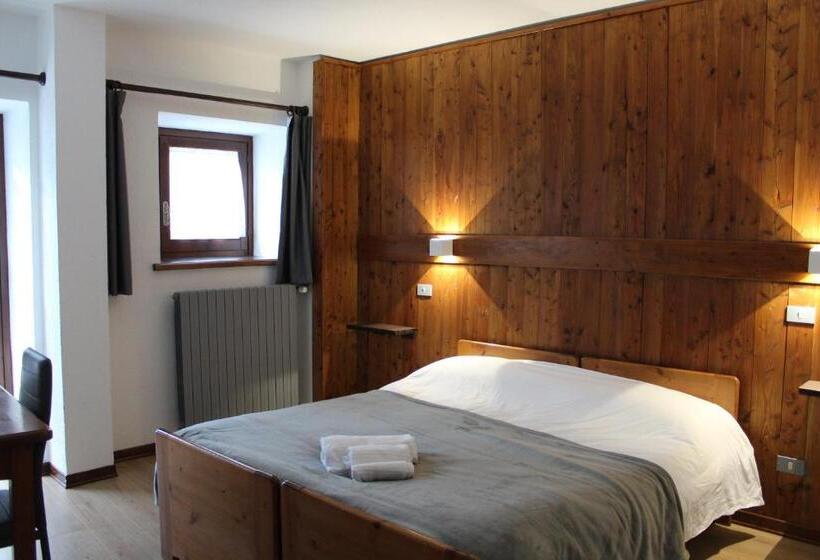 バルコニー付きスタンダードルーム, Chalet Bellevue