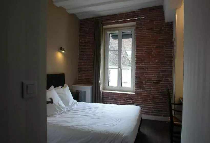 سوییت خانوادگی, Hostellerie De La Porte Bellon