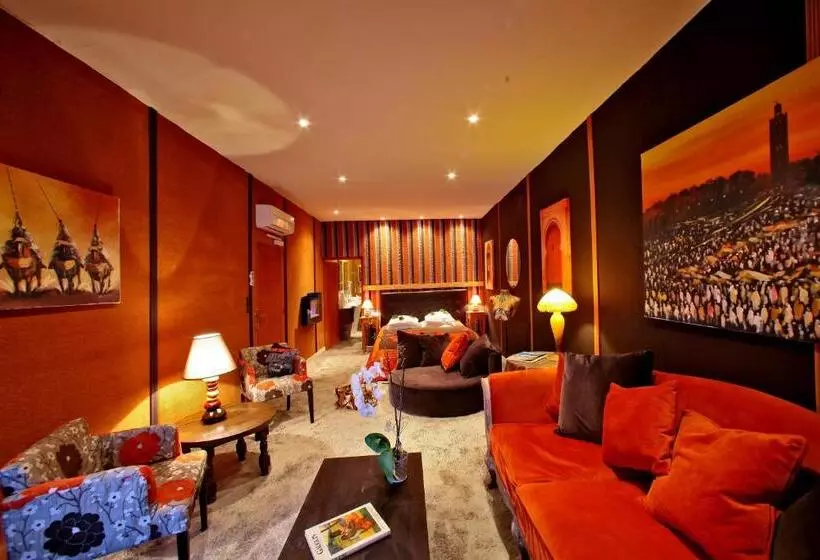 ジュニアスイート, Logis Hôtel Hostellerie Saint Jacques