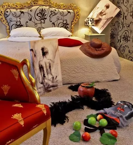 ジュニアスイート, Logis Hôtel Hostellerie Saint Jacques