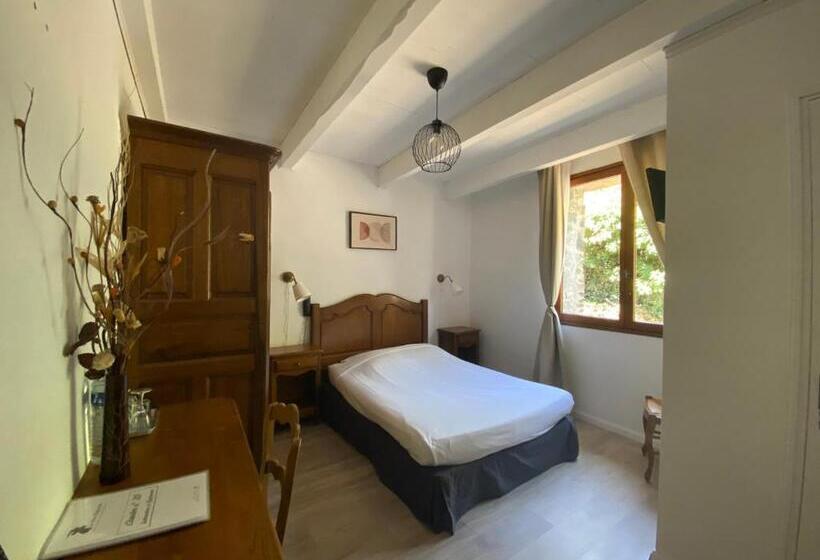 이코노미 룸, Logis Hôtel Restaurant La Mère Biquette