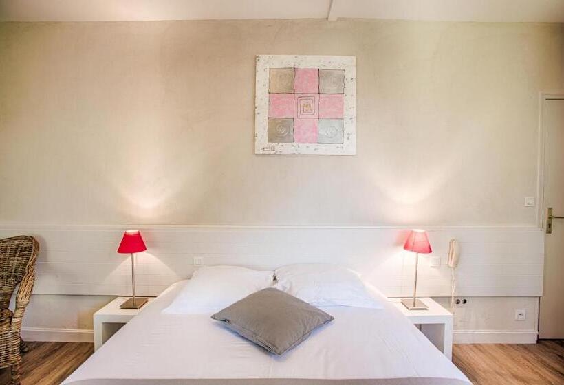 수피리어 룸, L'Ile de Sees