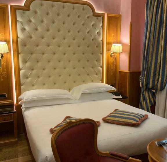 高级大房间, Vittoria