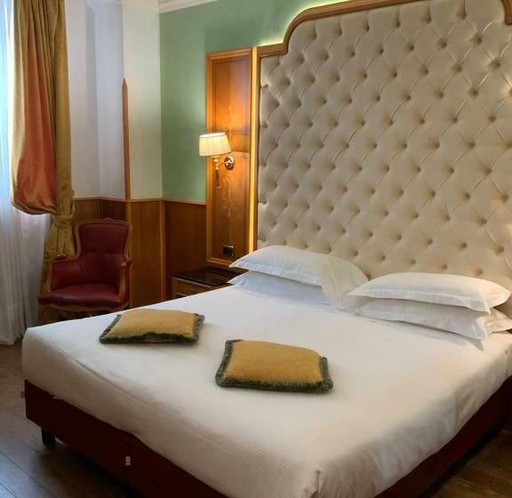 高级大房间, Vittoria