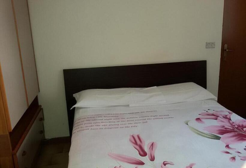 スタンダードルーム, Albergo Luca