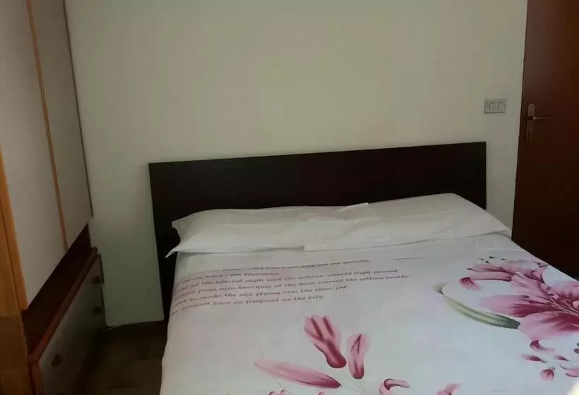 スタンダードルーム, Albergo Luca
