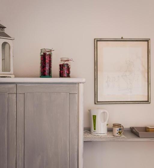 غرفة قياسية مزوَّدة بشُرفة, B&b La Chicca Di Francesca