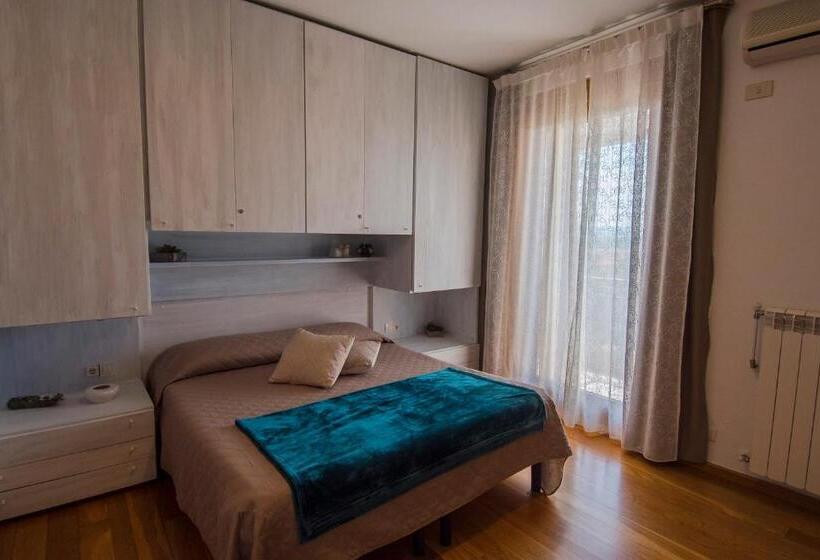 غرفة قياسية, B&b La Chicca Di Francesca