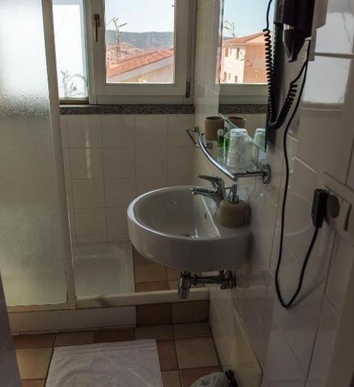 غرفة قياسية مزوَّدة بشُرفة, B&b La Chicca Di Francesca