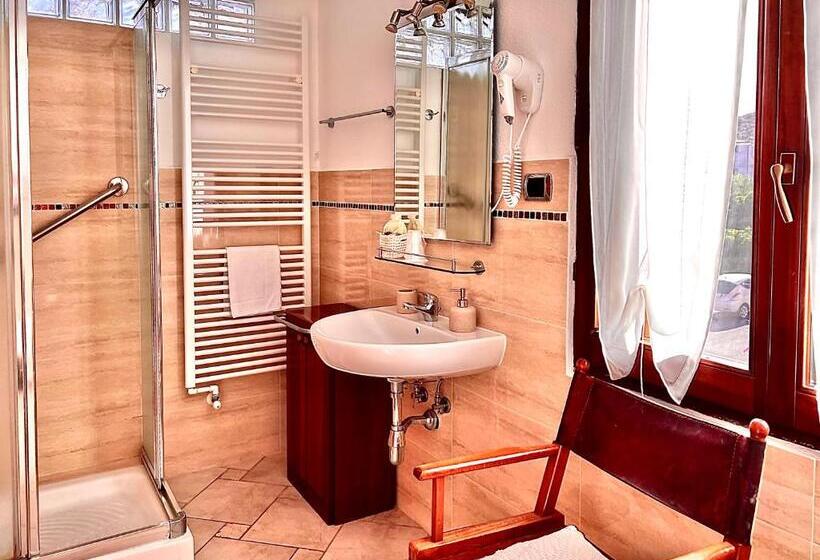 غرفة قياسية, B&b La Chicca Di Francesca