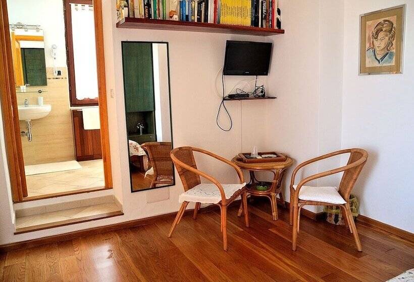 غرفة قياسية, B&b La Chicca Di Francesca