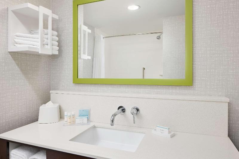 חדר סטנדרט עם מיטת קינג, Hampton Inn & Suites Franklin Indianapolis