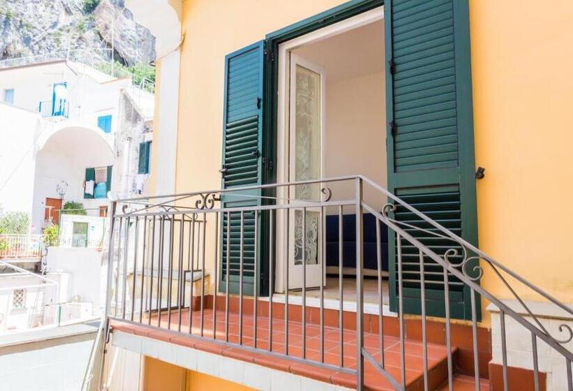 סוויטת ג'וניור עם טרסה, La Piazzetta