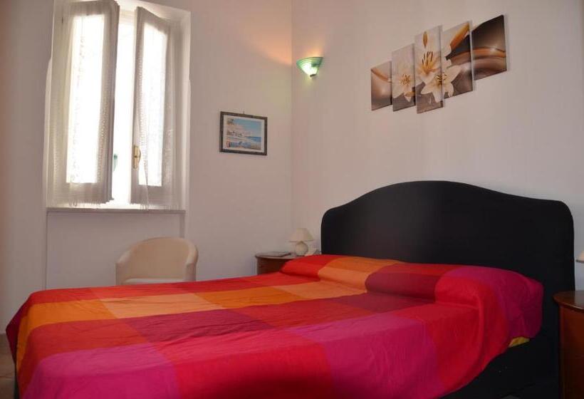 סוויטת ג'וניור עם טרסה, La Piazzetta