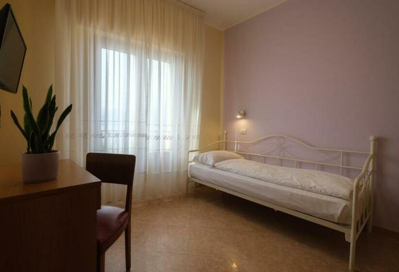 连接 1 卧室公寓, Casa Vacanza Casa Del Padre Nascimbeni